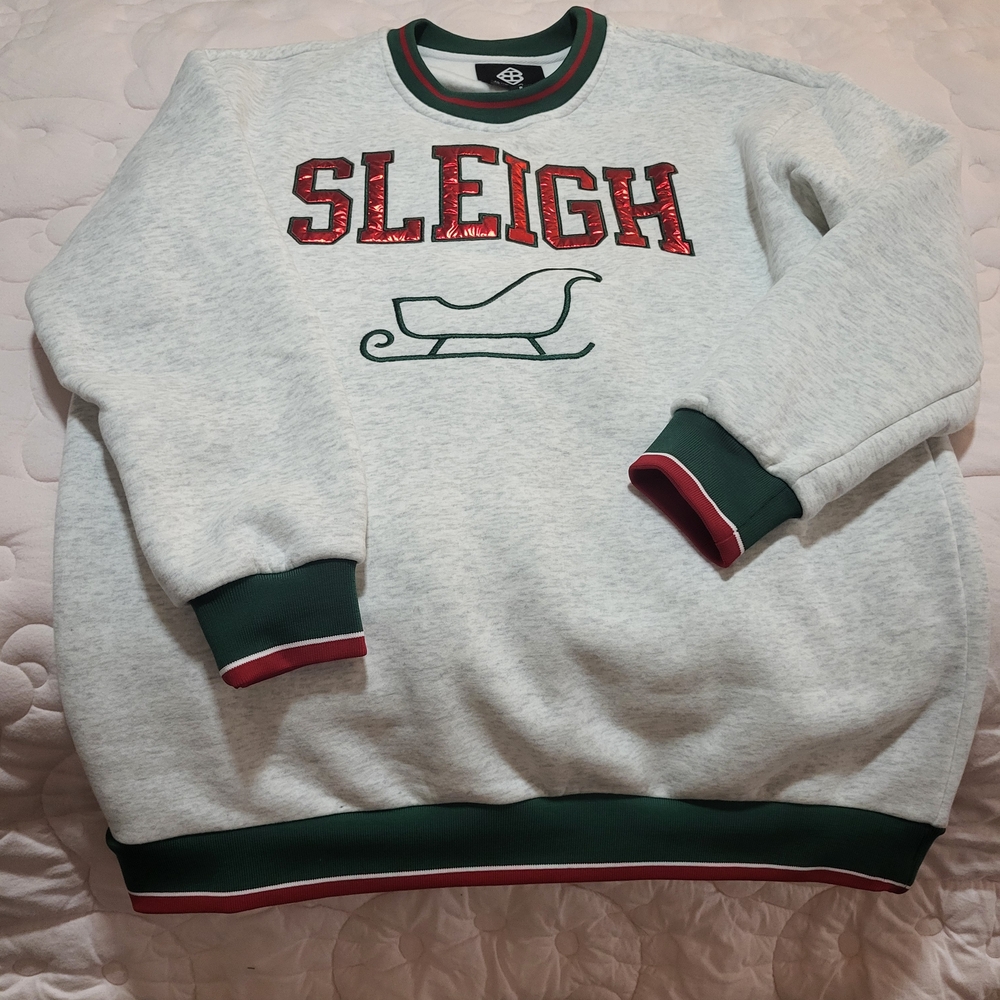 Brianna Cannon Sleigh Graphic Top - Gray and Green